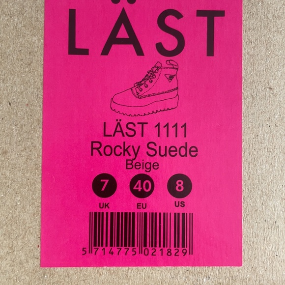 ***NWT*** LÄST Rocky Suede Boots - Picture 6 of 10